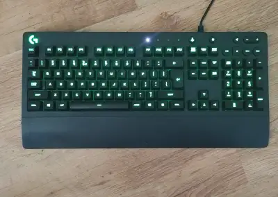⌨️ Logitech G213 Prodigy