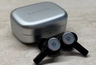 Bang & Olufsen Beoplay Eleven Natural Aluminium