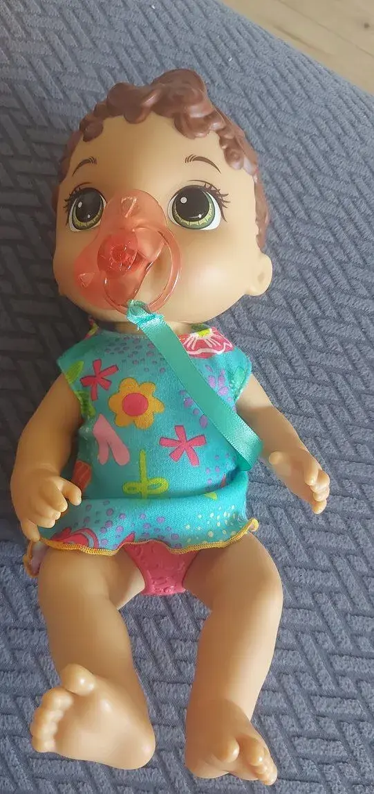 Bábika baby alive