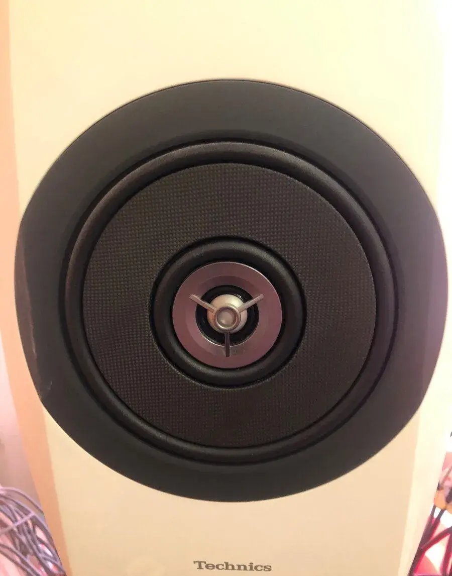 Repro technics sb-c700 biele a hi res zosilnovac