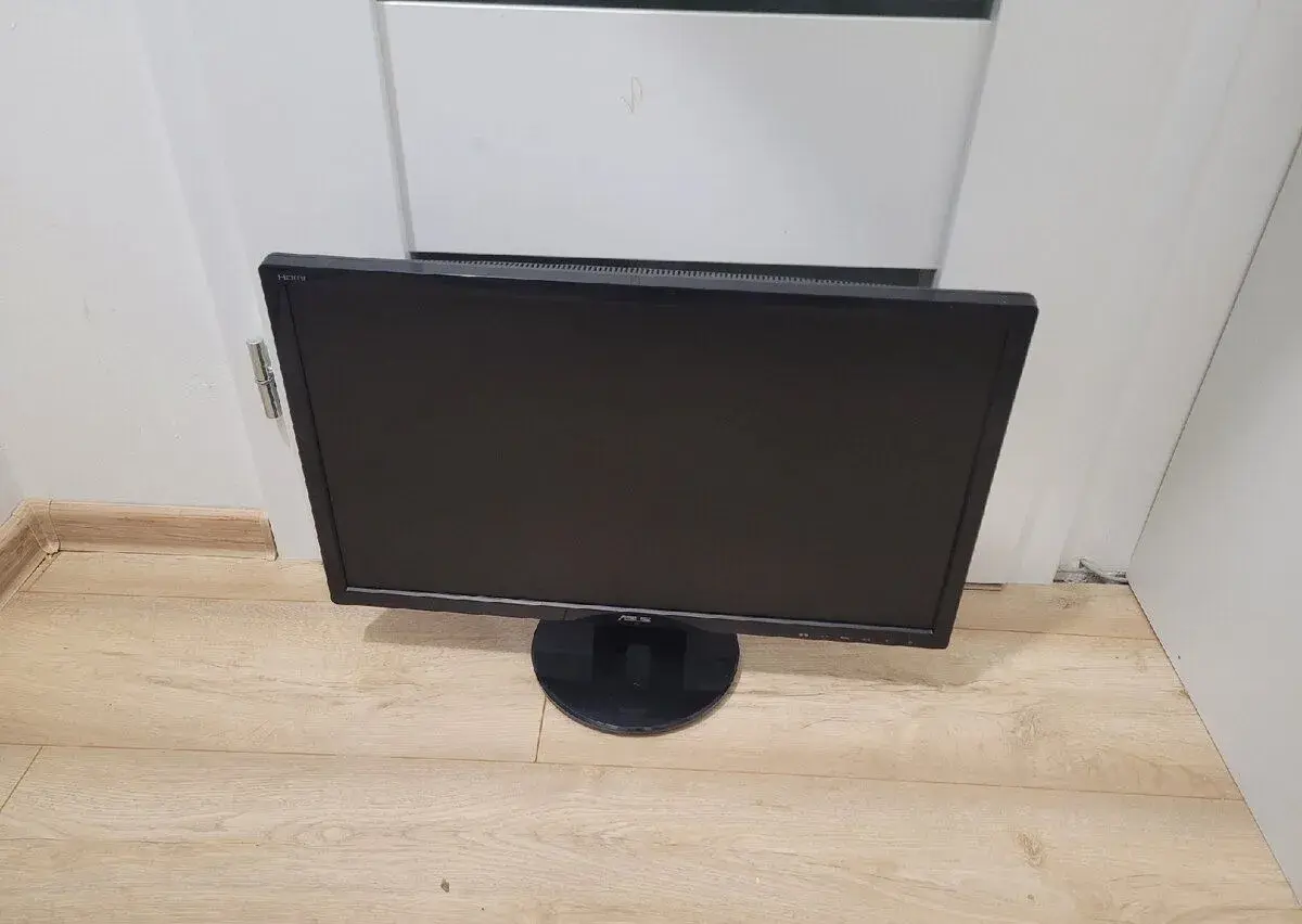 PC monitor