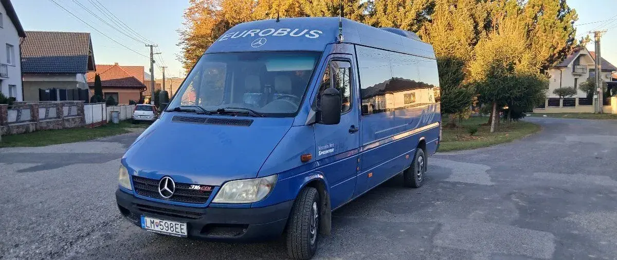 Mercedes-Benz Sprinter
