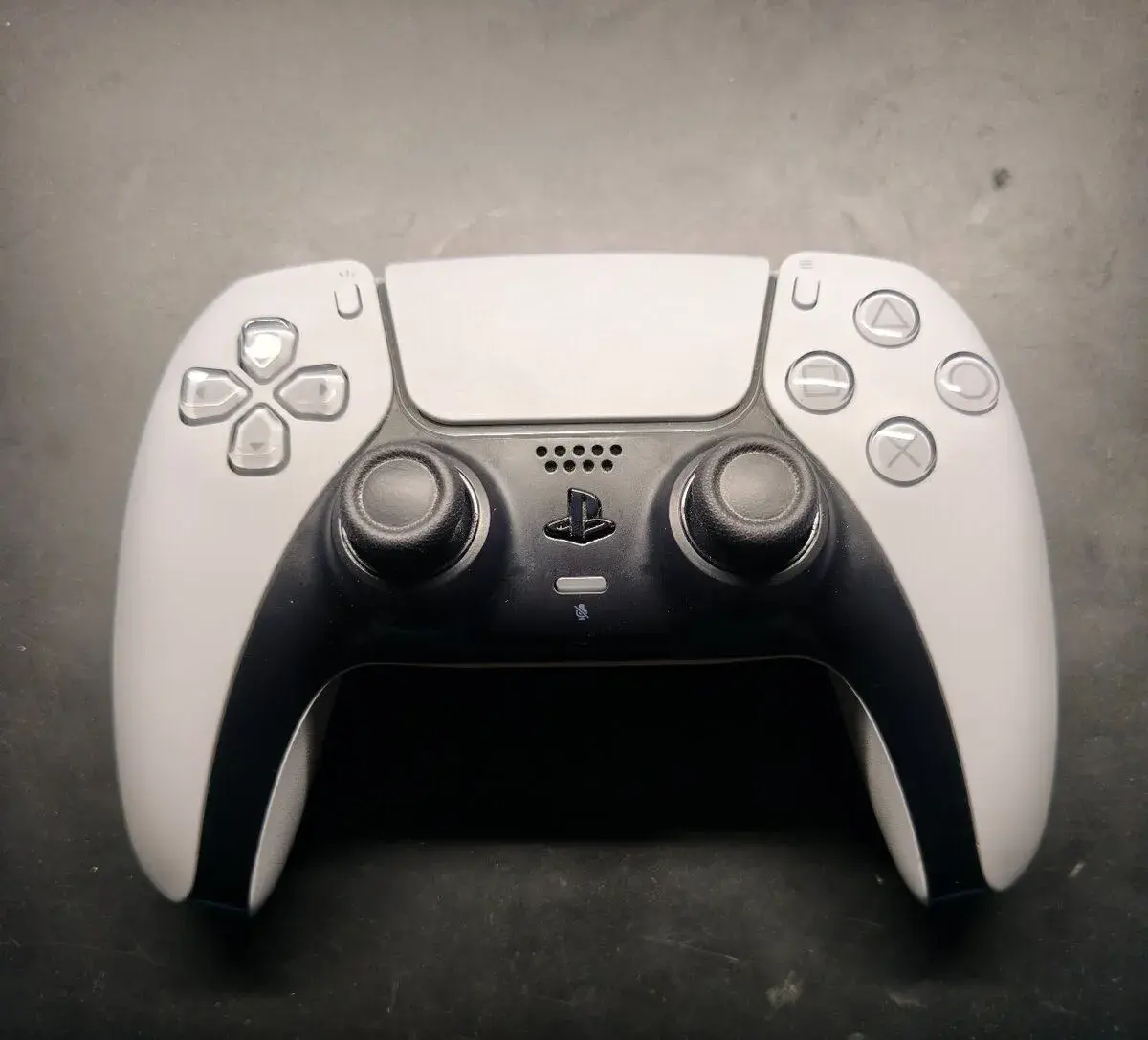 PS5 ovládač DualSense