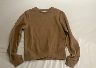 Dámska hnedá kratšia mikina CROPP