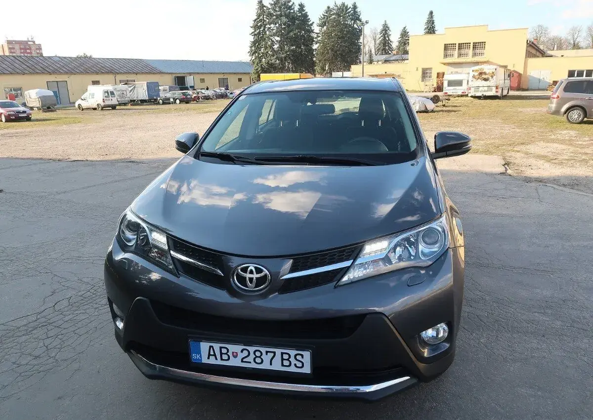 Toyota RAV4 – 2013, 157 600 km