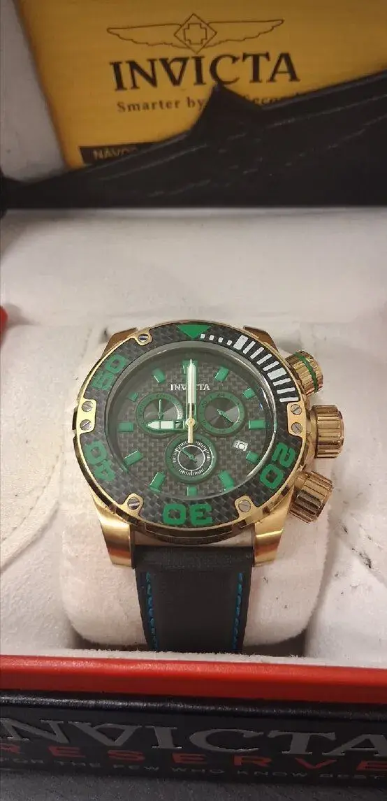 INVICTA SEA HUNTER.