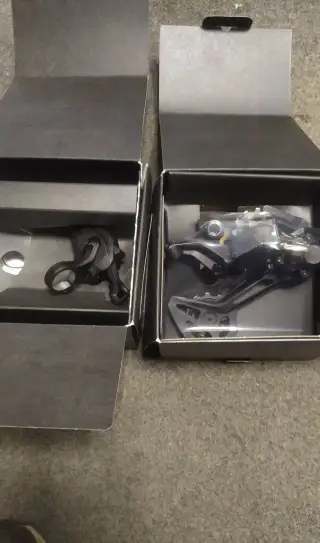 Shimano Prehadzovačka XT RD-M8130 11-k. Linkglide super dlhé