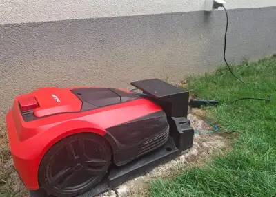 Robotická kosačka a 12 nožov za CENU MTF DM2 600i