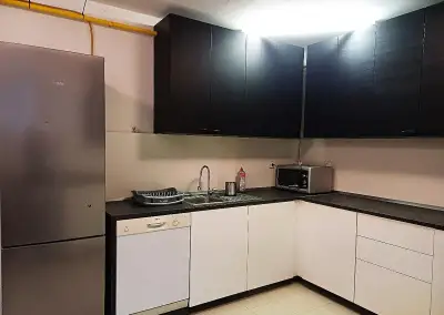 PRE ROBOTNÍKOV. Prenájom 3i byt v dome Železničná ul.Rovinka
