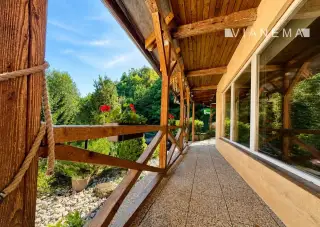 Dom na samote obklopený lesom - Horná Súča, okres Trenčín