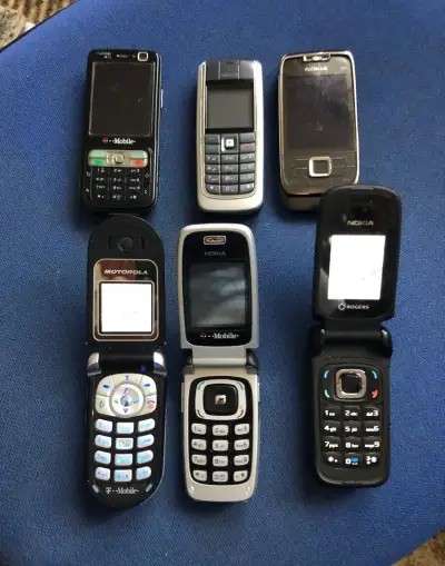 Funkčné tlačídkové zaujímavé mobily Nokia po 10 eur