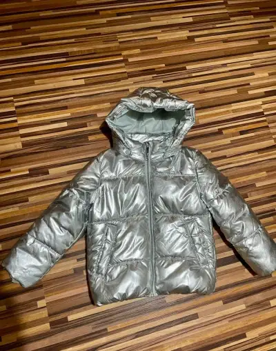 H&M zimná bunda 122/128