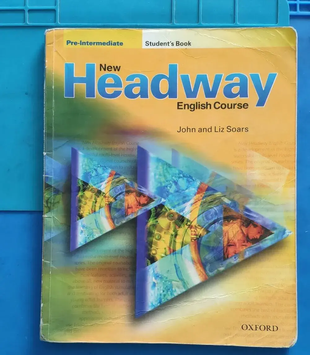 Učebnicu Headway