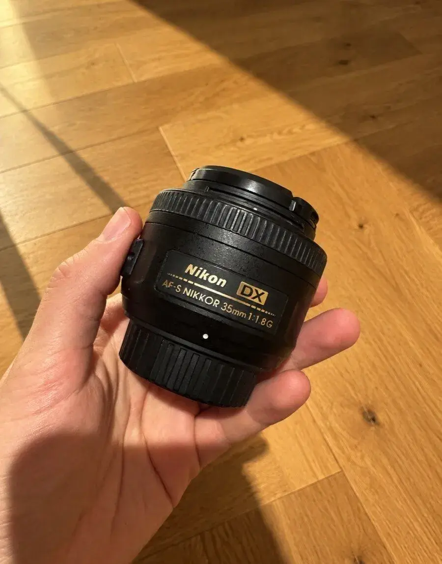 Nikon AF-S DX Nikkor 35mm f/1.8G