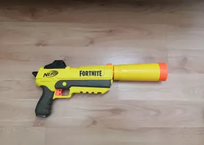 NERF zbrane