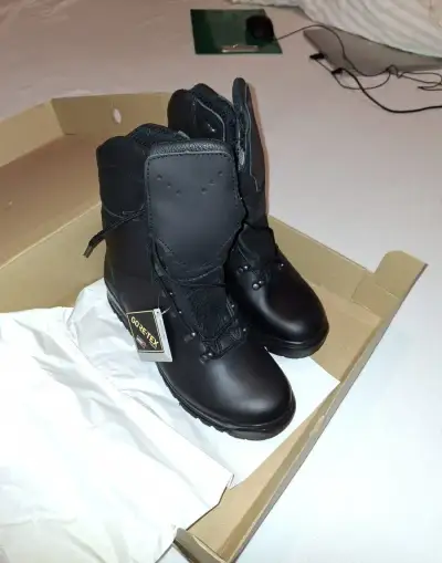 Vojenské kanady goretex nové