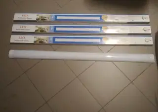 4x LED panel - čierne svietidlo SLIM - 120cm - 36W -nové