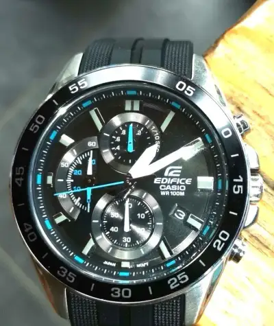 Casio Quartz chronograph