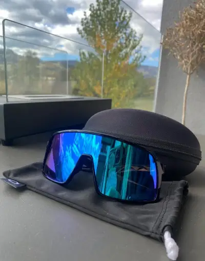 Oakley Sutro okuliare