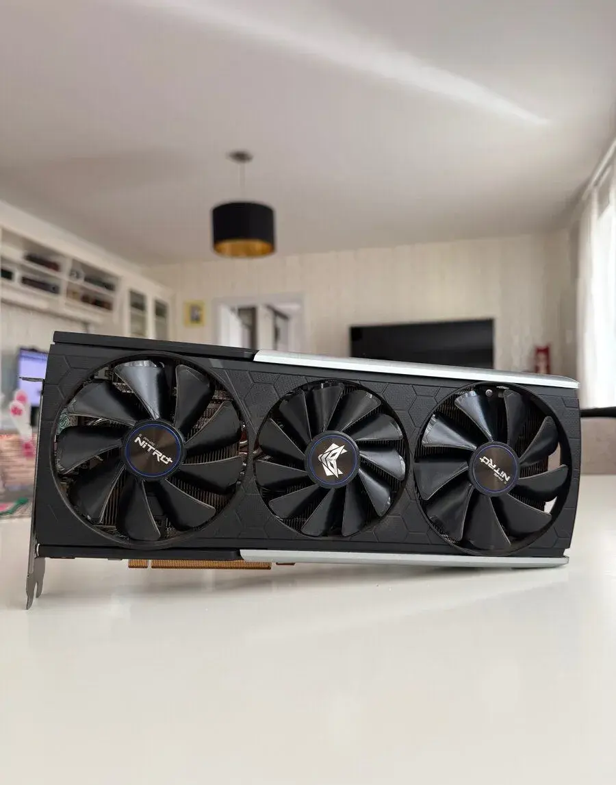 Sapphire Radeon RX 5700XT - Nitro 8GB