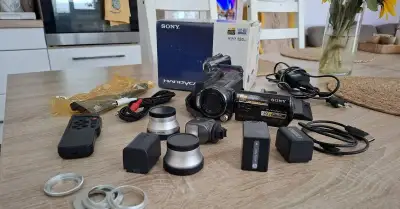 Full HD kameru Sony so 120 GB HDD