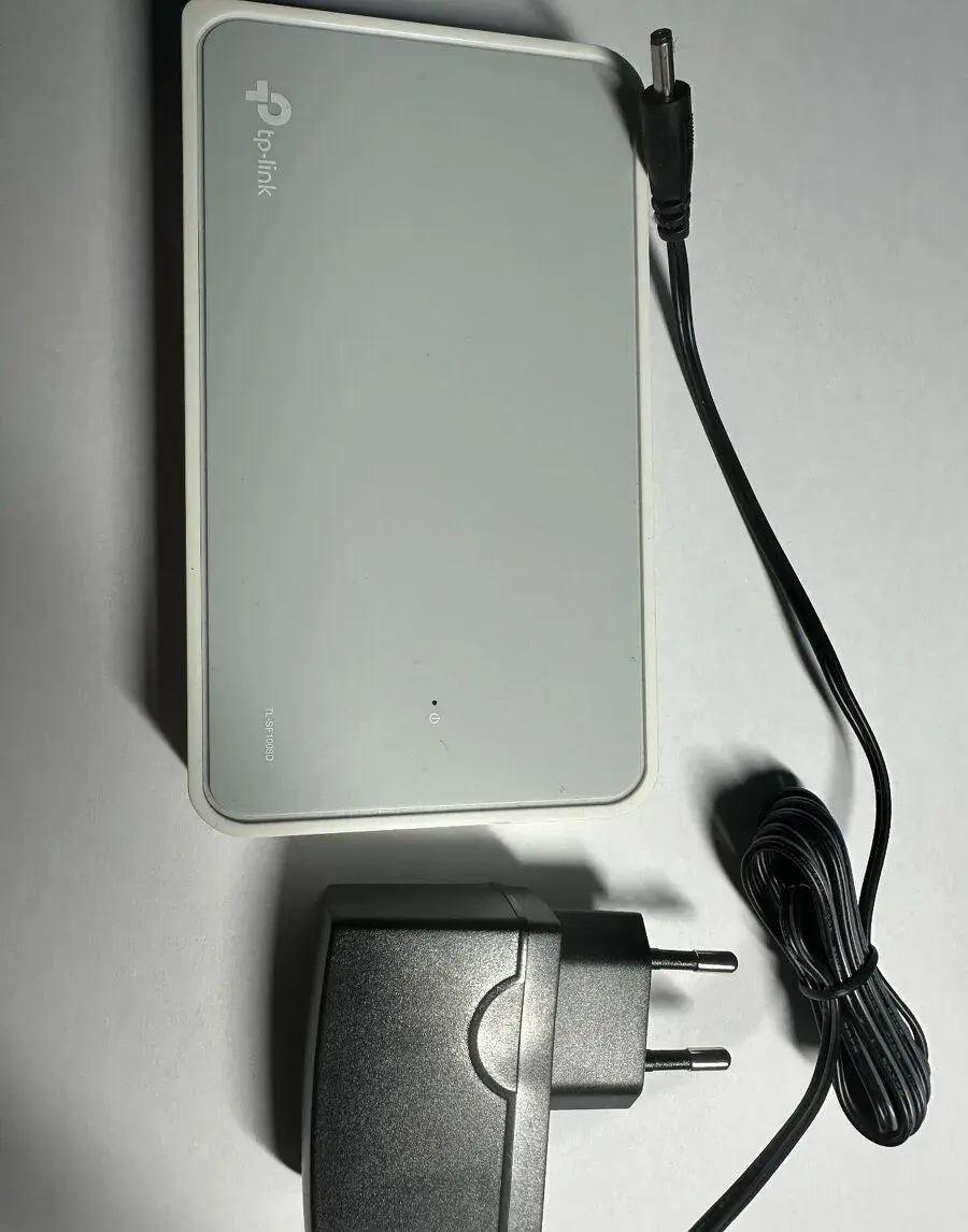 TP-LINK TL-SF1008D