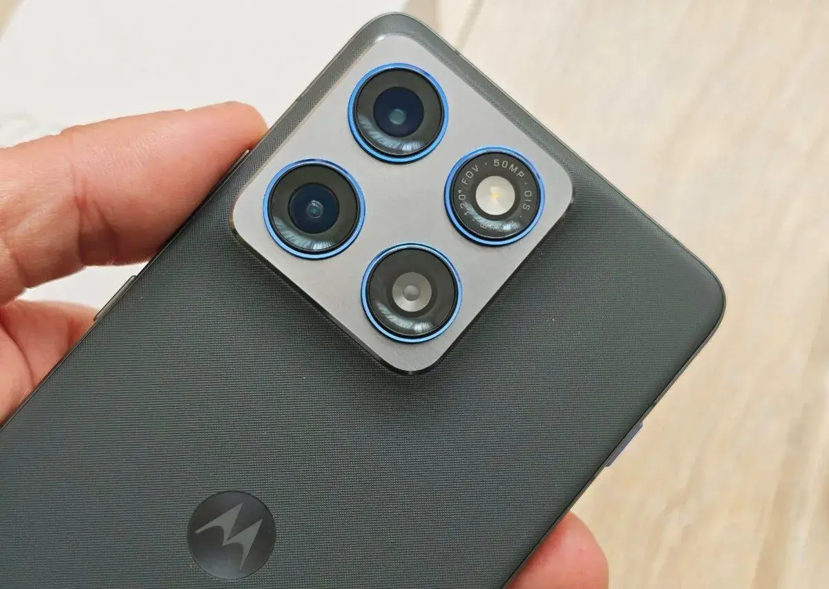 Motorola Edge 70, Gaget Grey, top stav, zaruka
