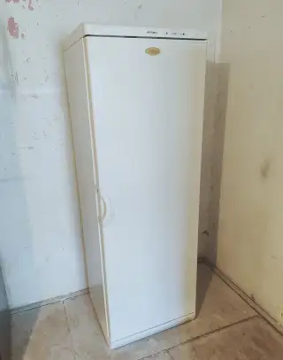 Mrazničku Gorenje 177cm