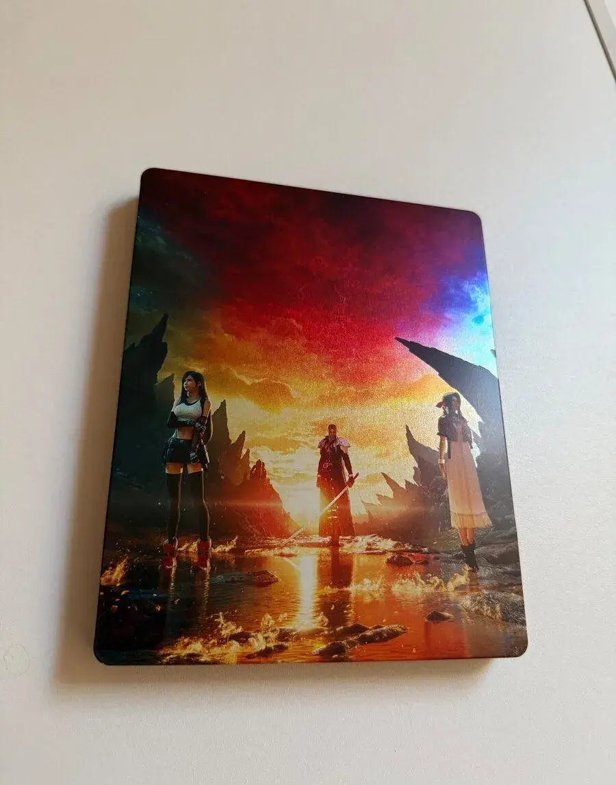 Na predaj Top steelbook Final Fantasy VII, Nový