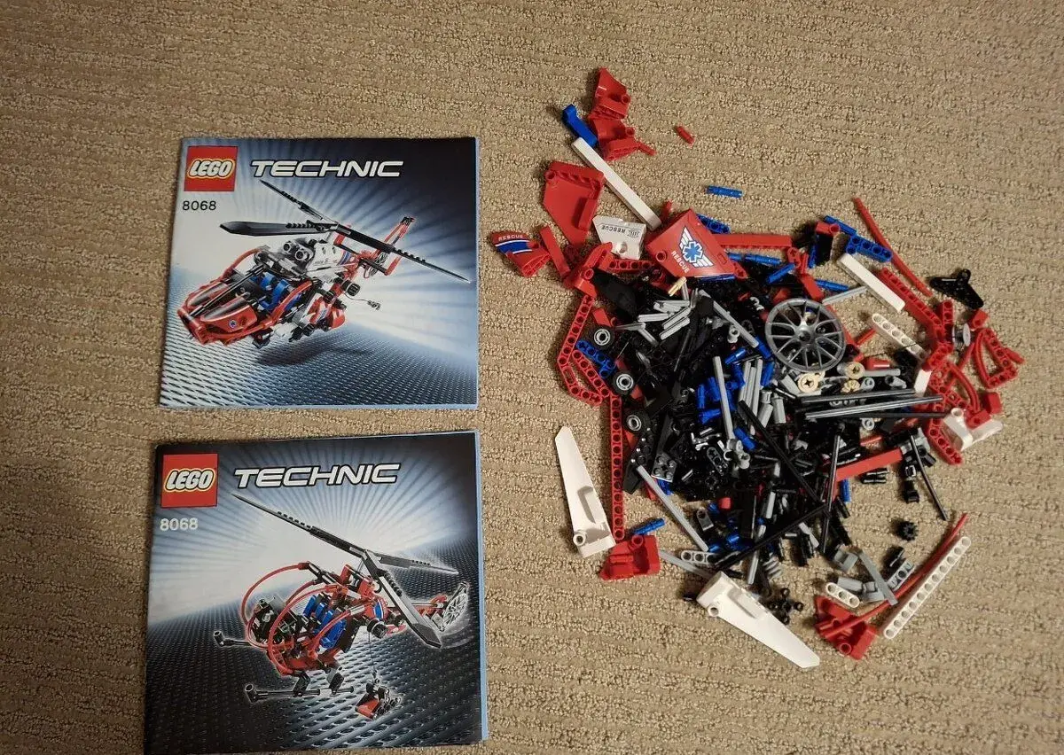 LEGO Technic záchranný vrtuľník 8068