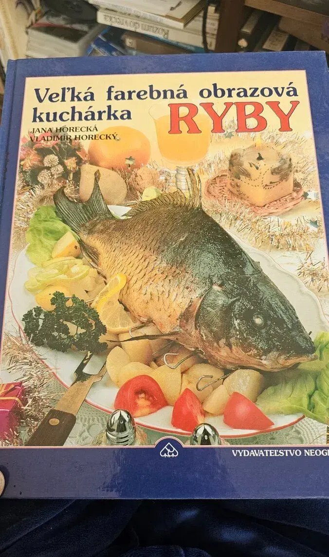 Veľká farebná obrazová kuchárka – RYBY