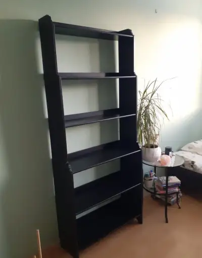 Knižnica Ikea