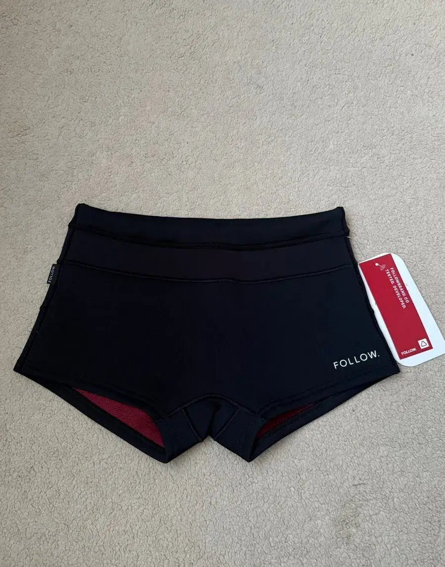 Damske neoprenove shortky