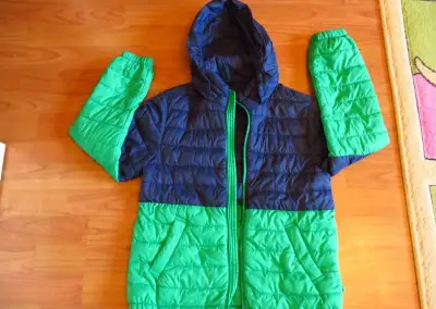 Chlapčenská bunda - veľ. 146/152 - Benetton