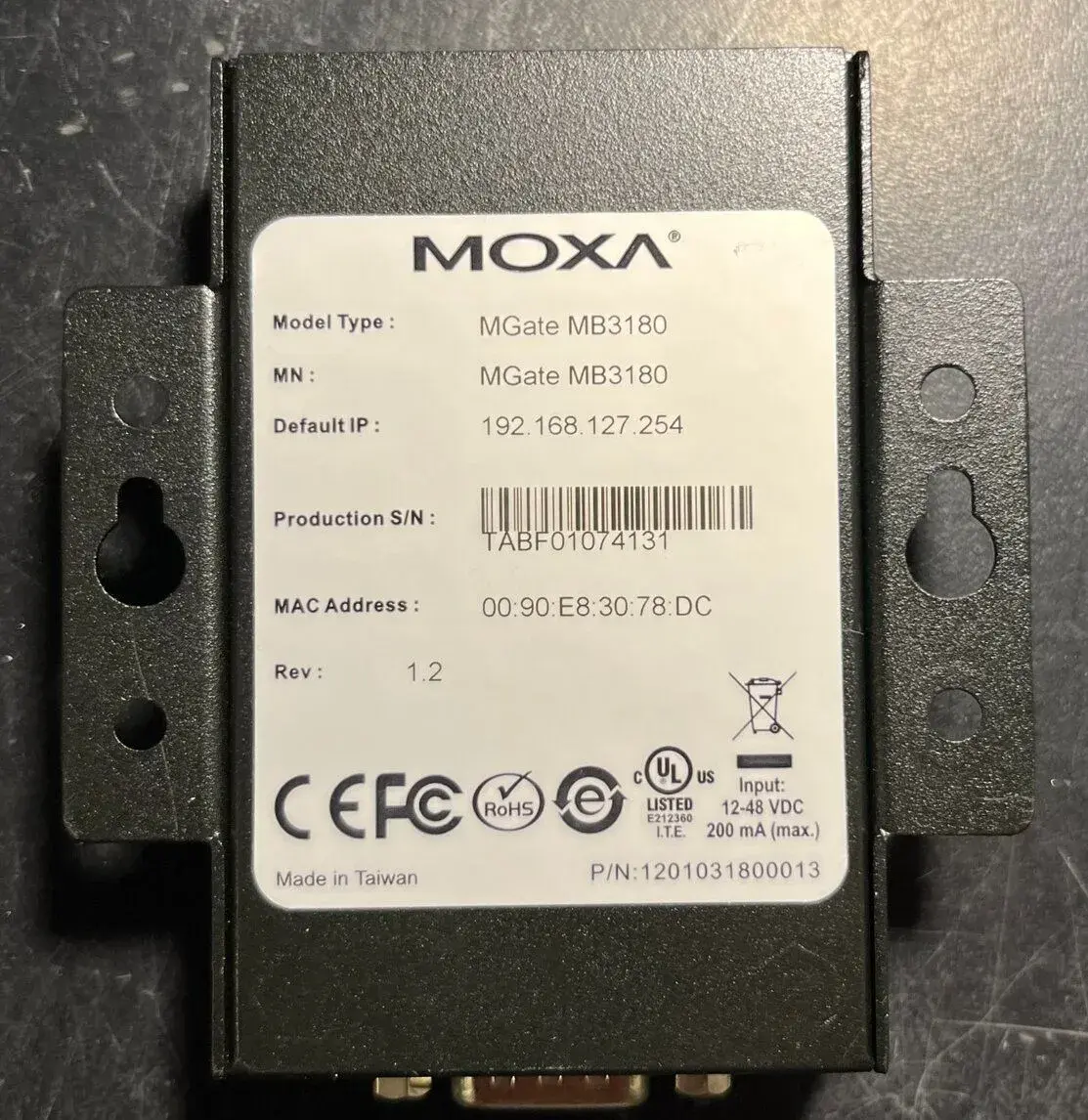 MOXA priemyselný prevodník MGate MB3180/EU V1.2