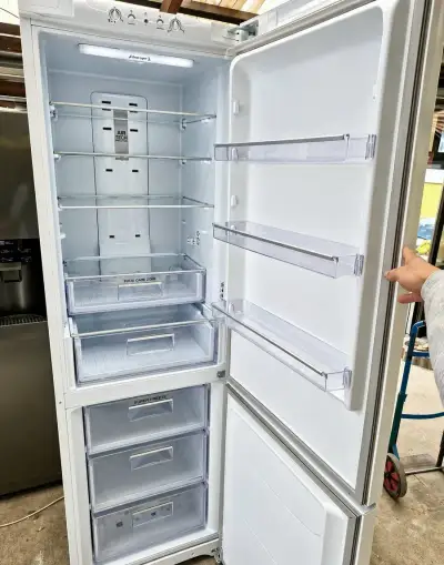 🔷️ Hotpoint Ariston 200cm NoFrost