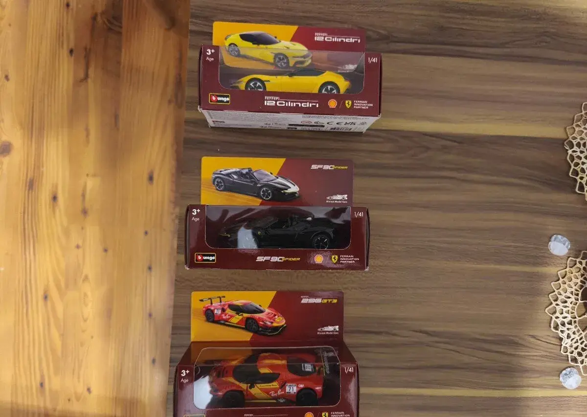 model FERRARI Bburago Shell 1:41