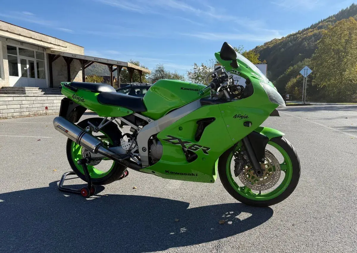 KAWASAKI ZX6R NINJA