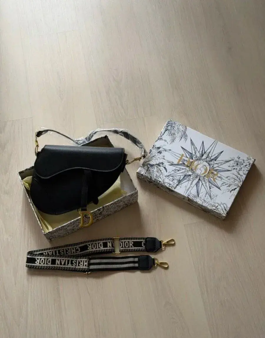 Dior saddlebag čierna kabelka