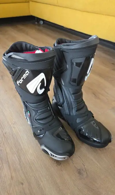 Forma Ice Pro cierne