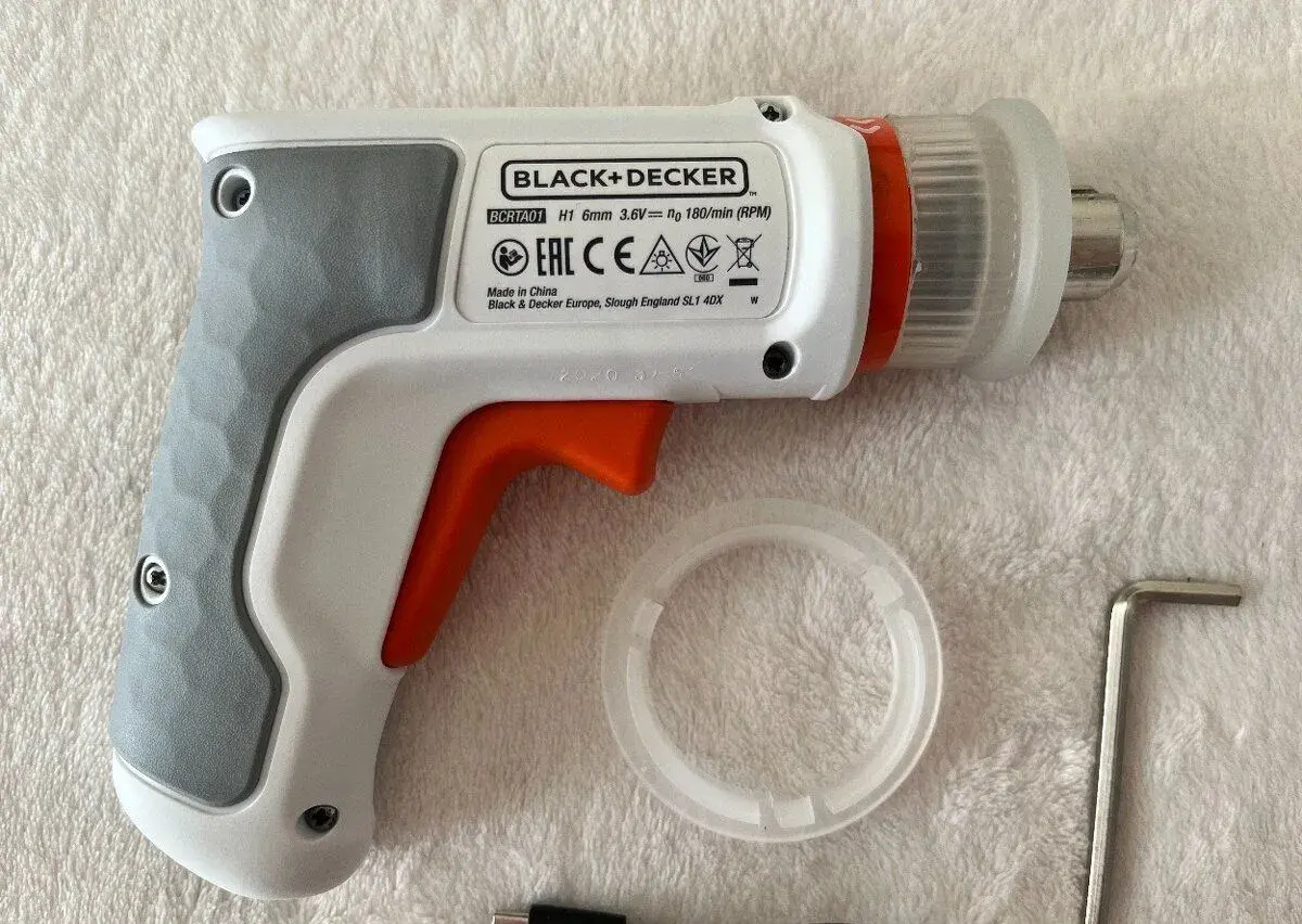 Aku skrutkovač BLACK+DECKER BCRTA01-XJ