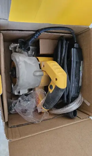 Dewalt dwc 410