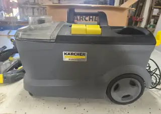 Kärcher Puzzi 10/1