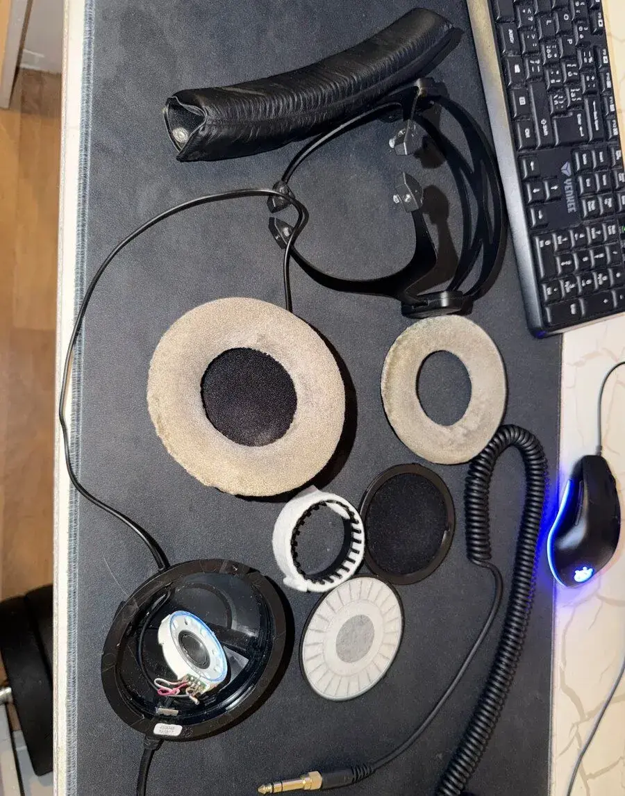 Beyerdynamic DT 770 PRO 250 Ohm – na náhradné diely