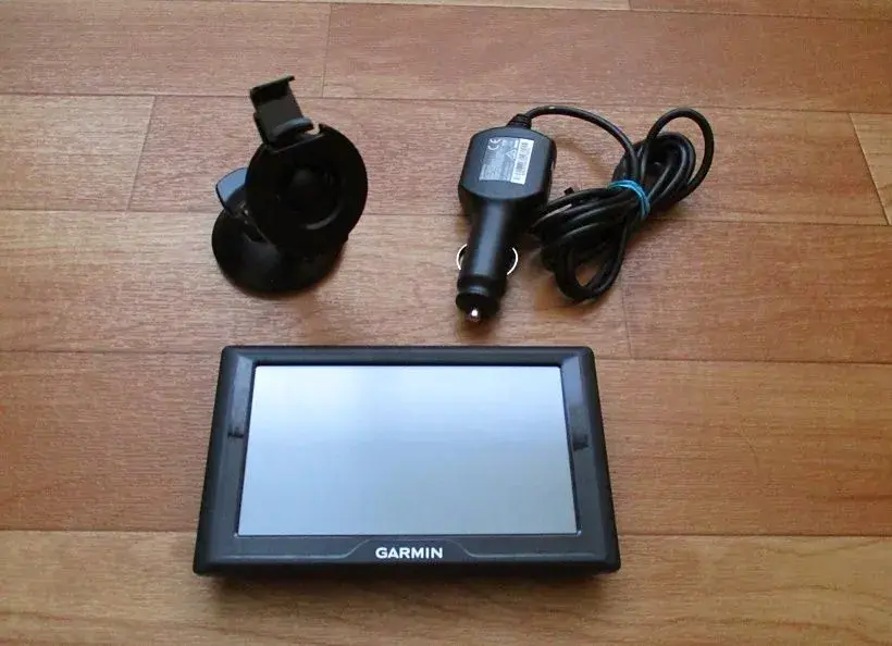 GARMIN DRIVE 50 LMT + NOVÉ MAPY