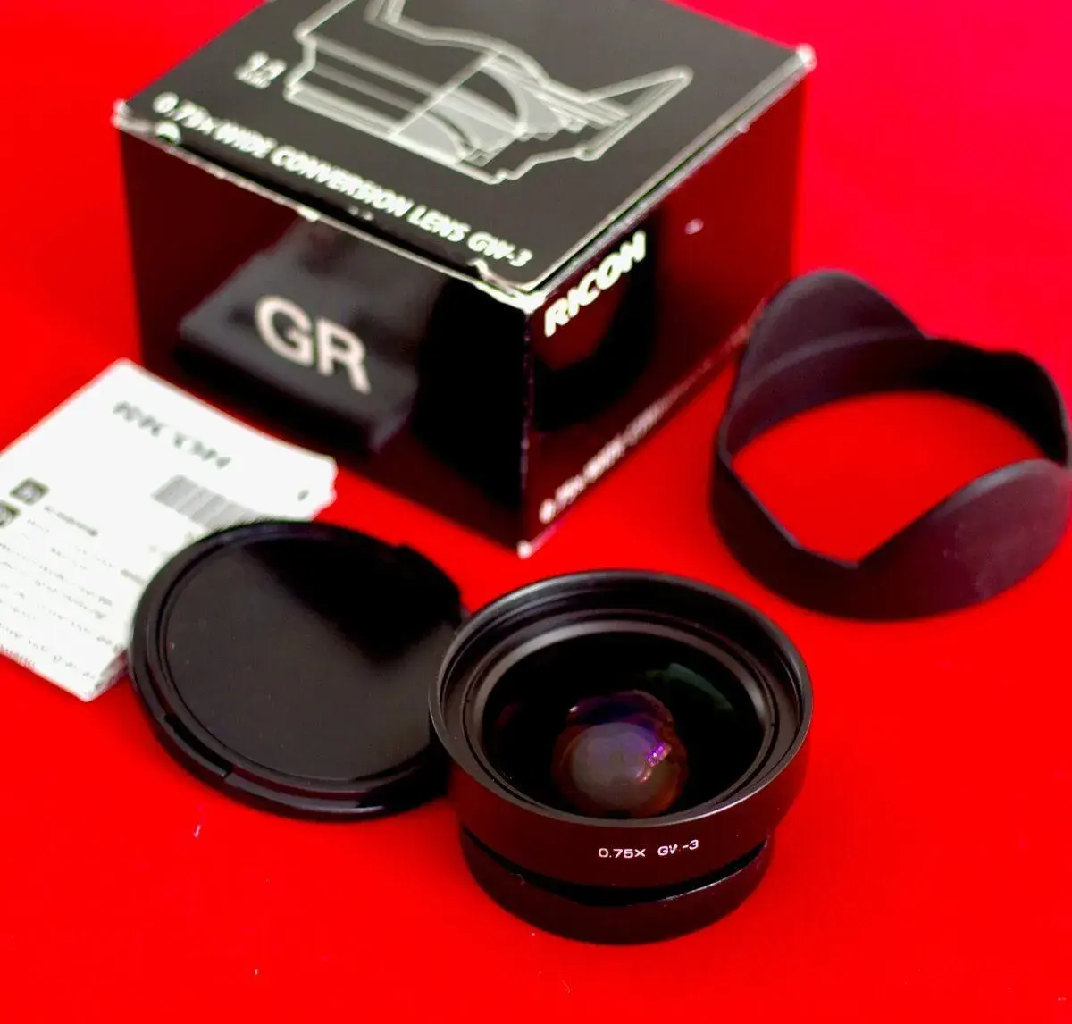Ricoh 0.75x wide conversion lens GW-3 pro Ricoh GR II a I