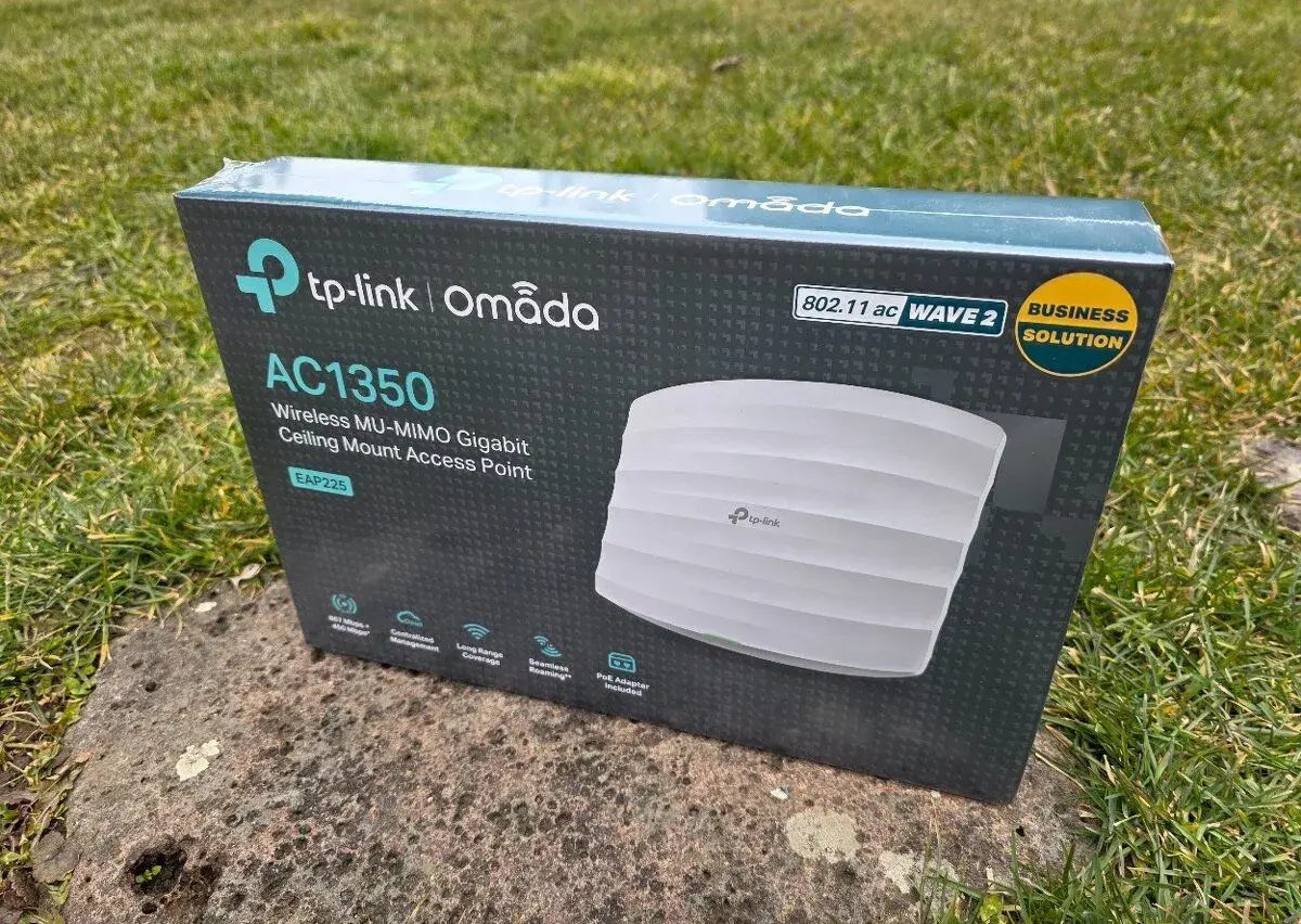 Nový Wi-Fi router TP-Link EAP225 (AC1350)