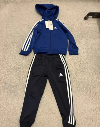 Detska suprava adidas 3-4 roky