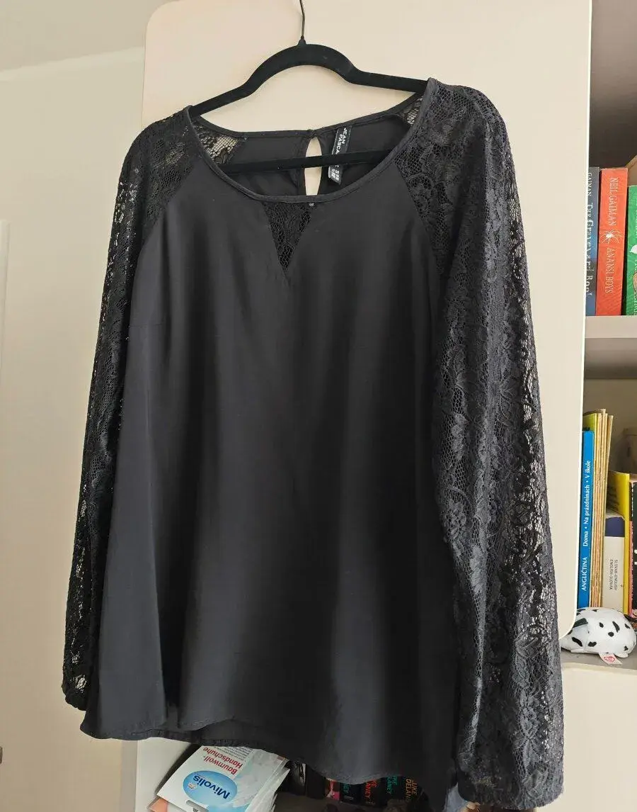 Elegantné dámske čierne blúzky L/XL, 2 ks