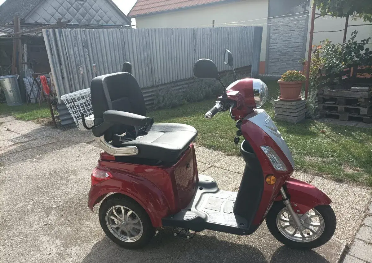 Elektrická trojkolka pre seniorov